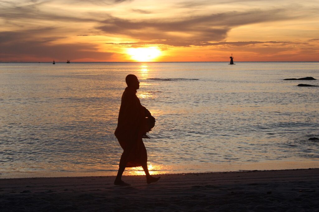 hua hin, thailand, prachuap khiri khan, nature, travel, monk, hua hin beach, alms, the gulf of thailand, beach